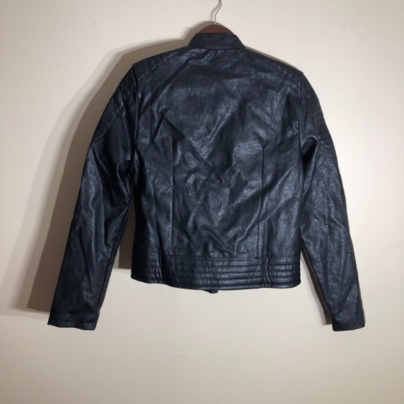 Leather jacket - Picture 3 of 3